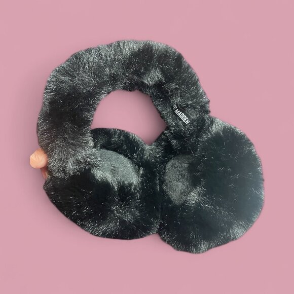 STEVE MADDEN - EARMUFFS - BLACK FAUX FUR EXTRA CUSHY - FOR LADIES - Picture 1 of 2